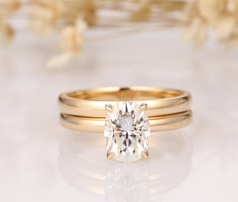 Minimalist Wedding Rings | Minimalist wedding rings, Plain gold wedding  bands, Wedding ring bands